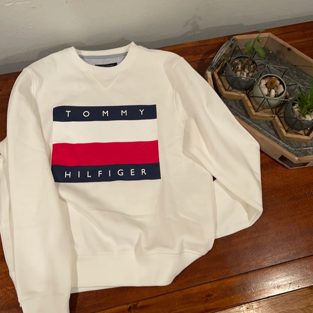 Tommy crew neck